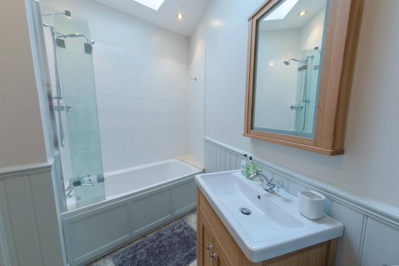Joivy Stylish Apt In Trendy New Town Location Эдинбург Экстерьер фото